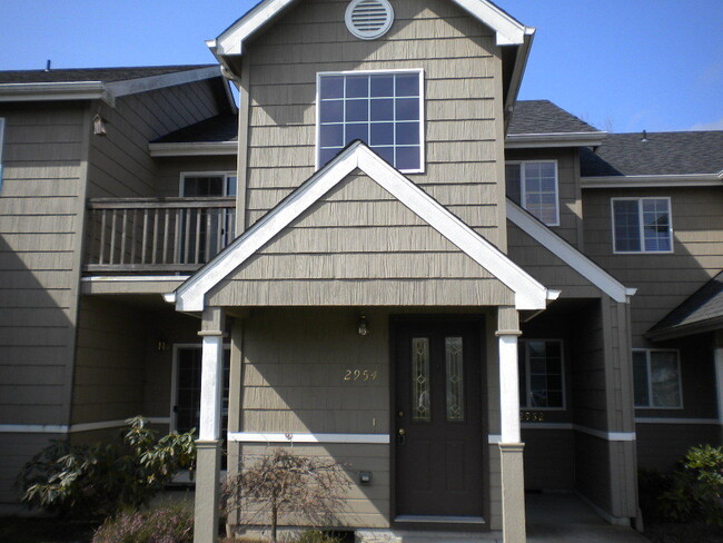 Primary Photo - Upstairs Condo in North Gilham