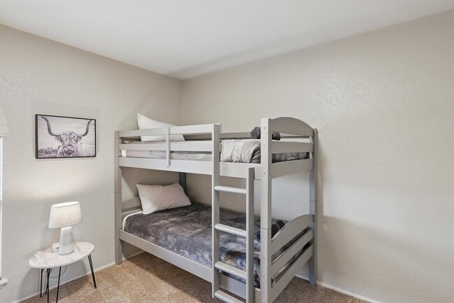 Building Photo - 3454 Livingston Ln