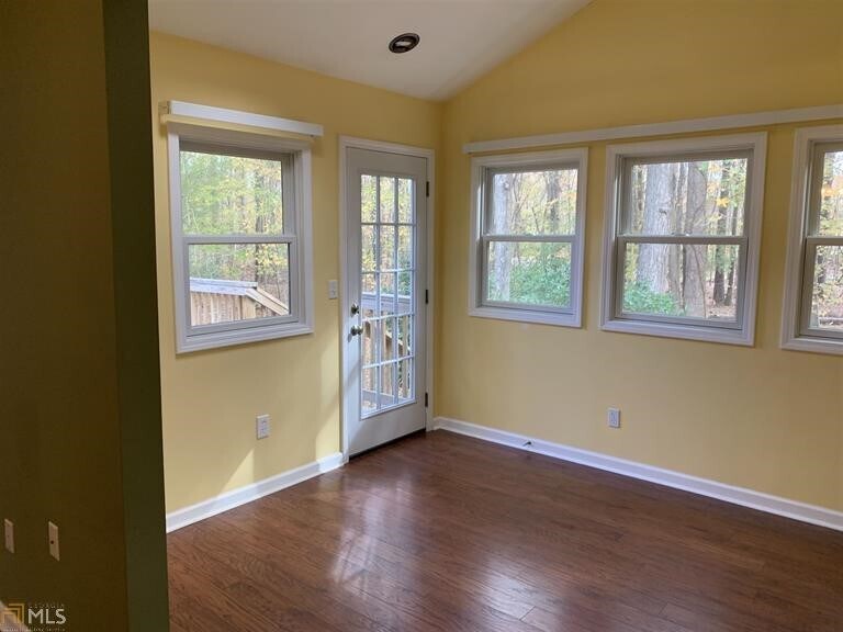 Building Photo - 146 Sweetgum Rd
