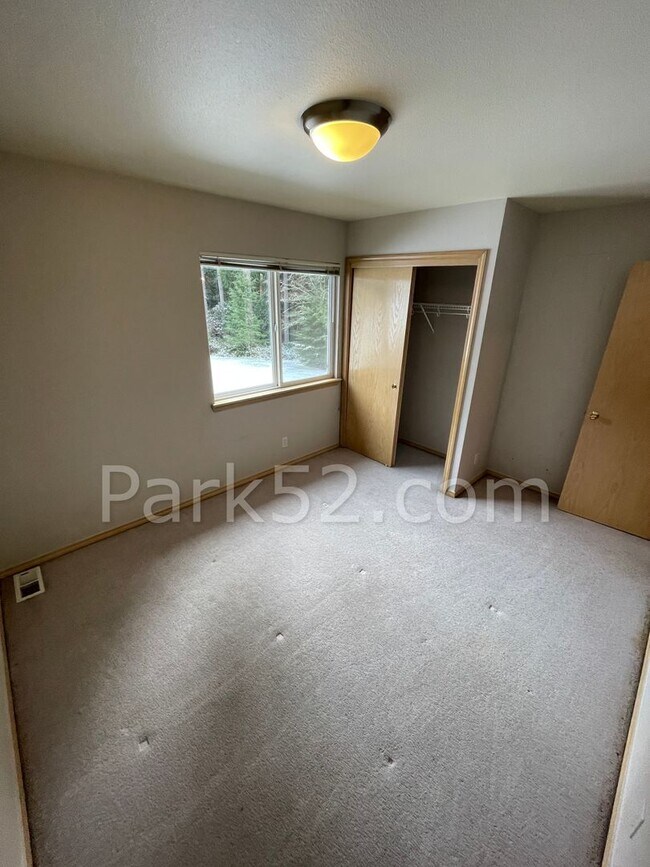 Building Photo - 6614 29th St Ct NW