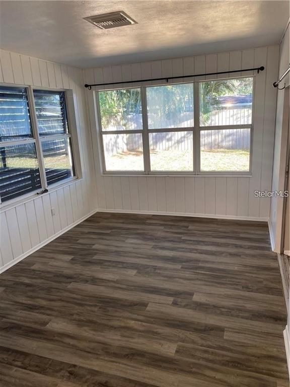 Building Photo - 2545 Clipper Ship Way