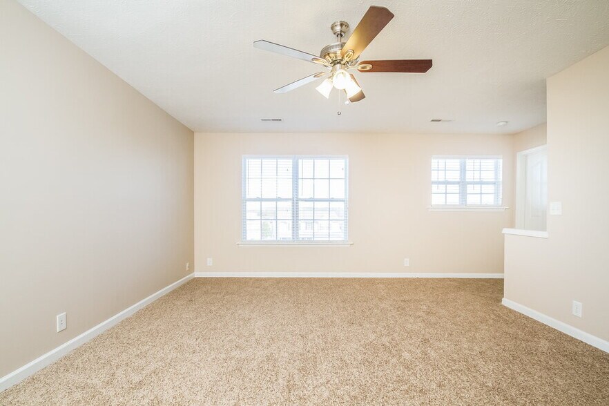 Building Photo - 408 Glenmore Ct