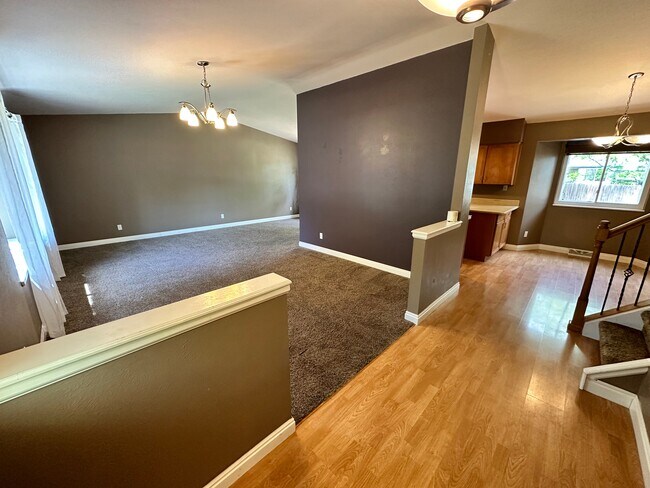 Building Photo - 7393 S Washington Cir