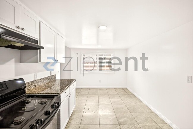 Building Photo - 12246 Birch Ave