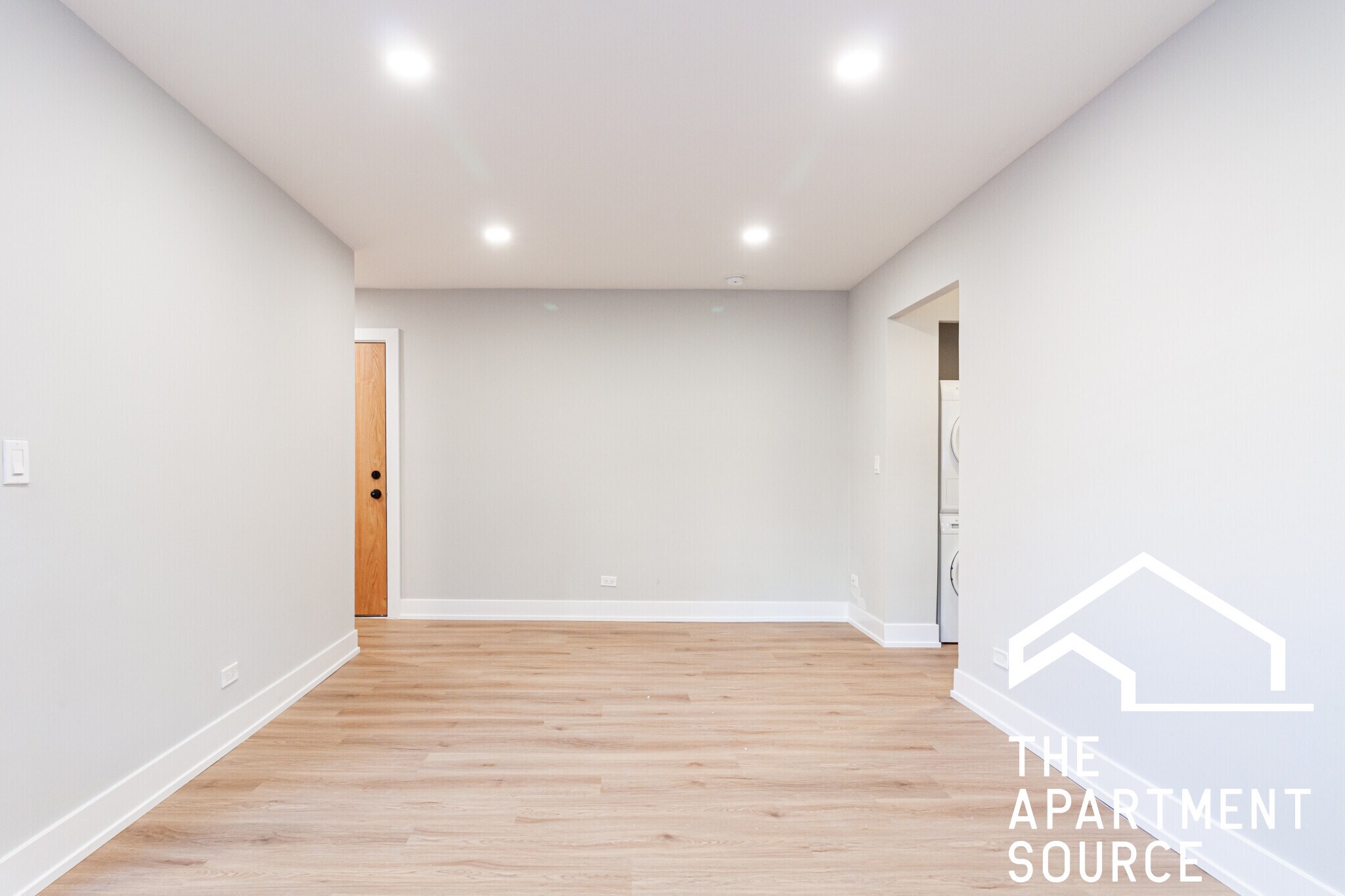 Building Photo - 540 W Aldine Ave