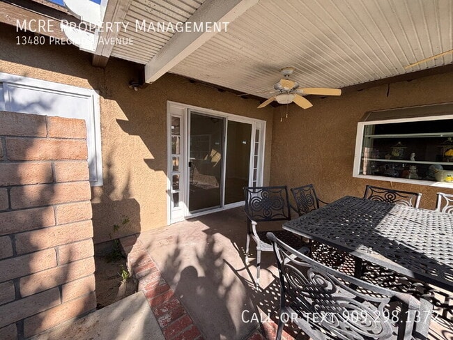 Building Photo - 13480 Preciado Ave