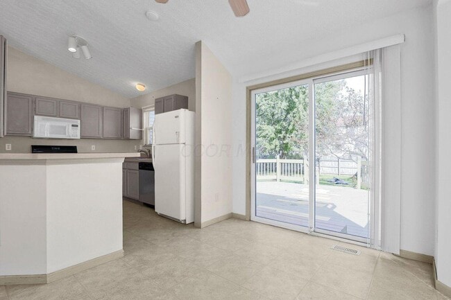 Building Photo - 706 Windy Hill Ln