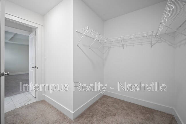 Building Photo - 704 Conifer Dr