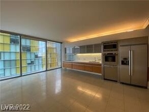 Building Photo - 3722 S Las Vegas Blvd