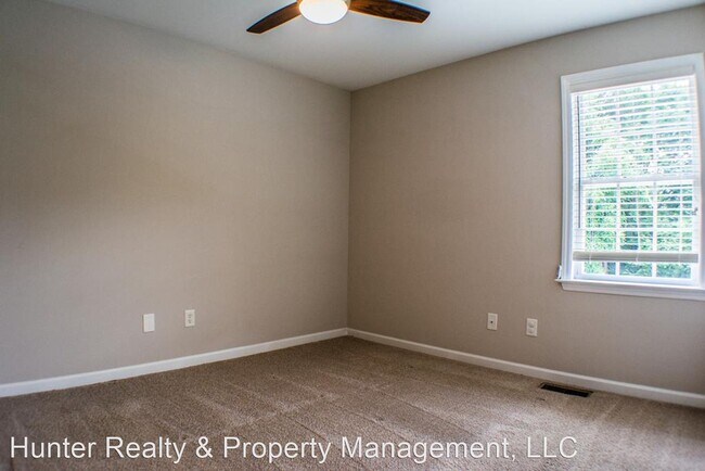 Building Photo - 3 br, 2.5 bath House - 2535 Wynbrook Drive