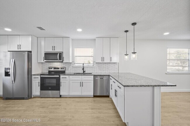 Building Photo - 1325 Cheney Hwy