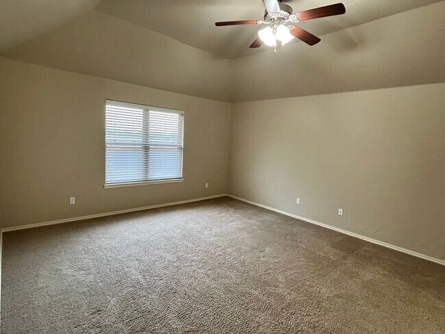 Building Photo - Great 3 Bed, 2 Bath Home in Moore Schools