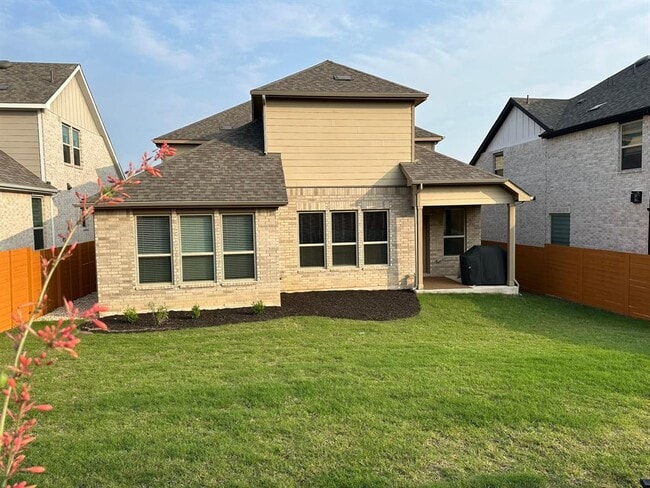 Building Photo - 3421 Jaulan St