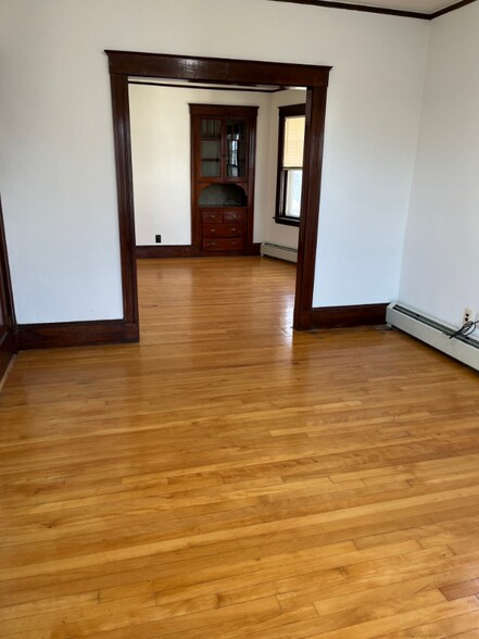 Building Photo - 30 Fountain St