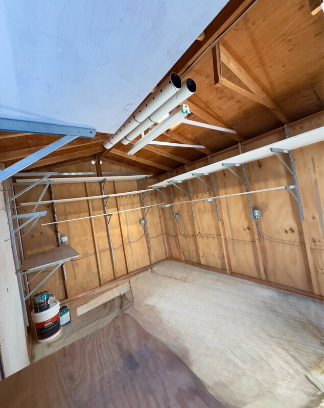 Building Photo - 253 Lansing Way