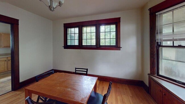 Building Photo - 1145 S. Forest-1145SF