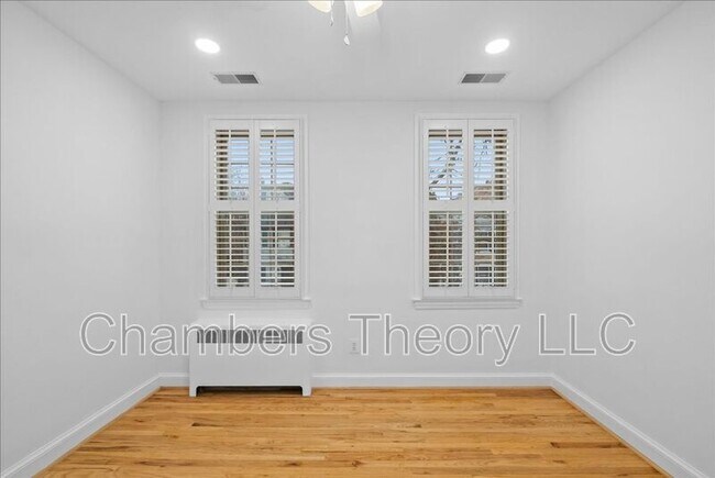 Building Photo - 1343 28th St NW