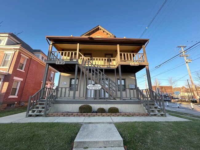 Building Photo - 192 E 11th Ave