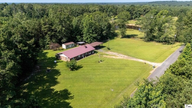 Building Photo - 4035 Tisdale Rd