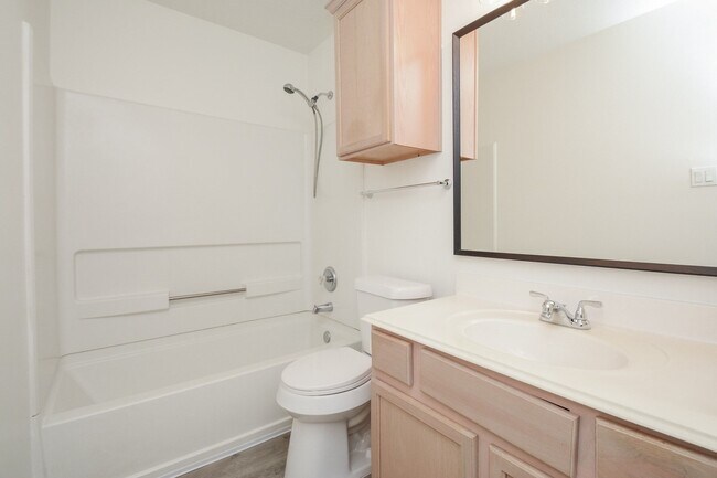 Building Photo - 9603 Farrell Dr