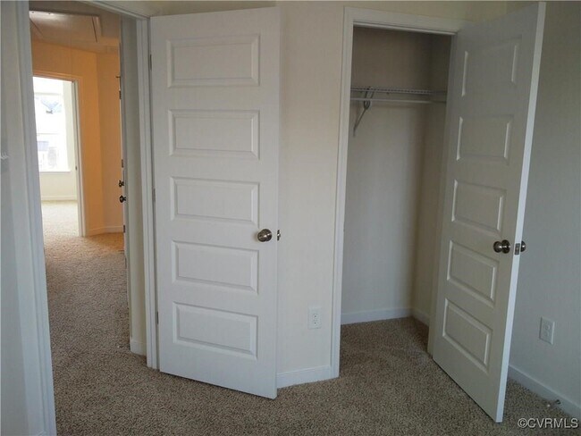 Building Photo - 10505 Marions Way