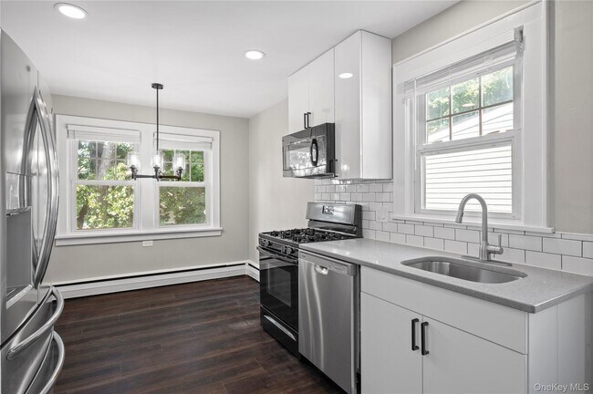 Building Photo - 305 Columbus Ave