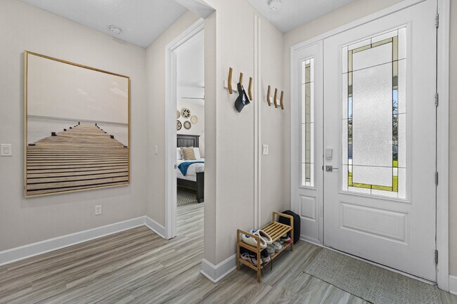 Building Photo - "Luxurious Furnished Home with 4-Bed, 3-Bath, Swim Spa Fenced Yard Golf Cart steps to the beach!"