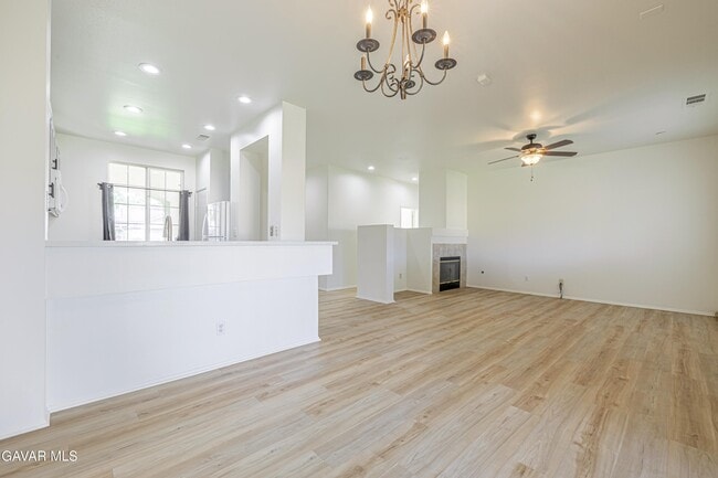 Building Photo - 45858 Coventry St