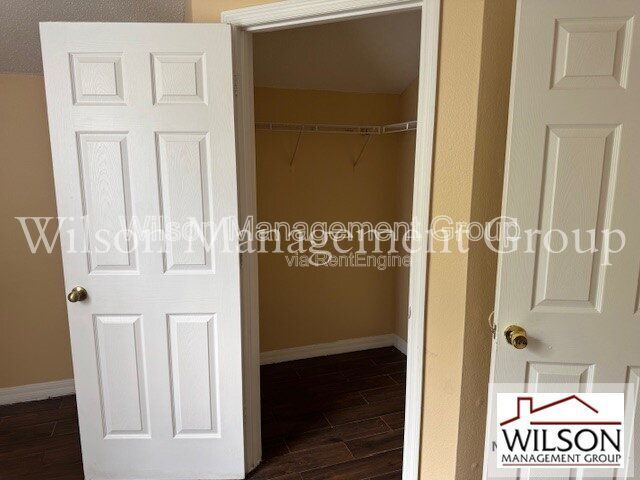 Building Photo - 5083 Luna Negra Dr