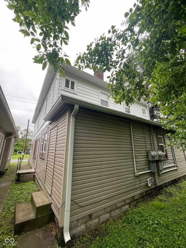 Primary Photo - 3121 E Michigan St