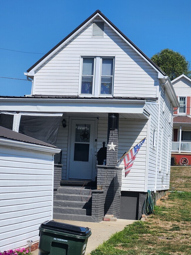 Building Photo - 53710 Quimby Ave