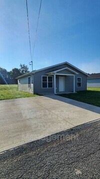 Building Photo - 112 Arthur Ct