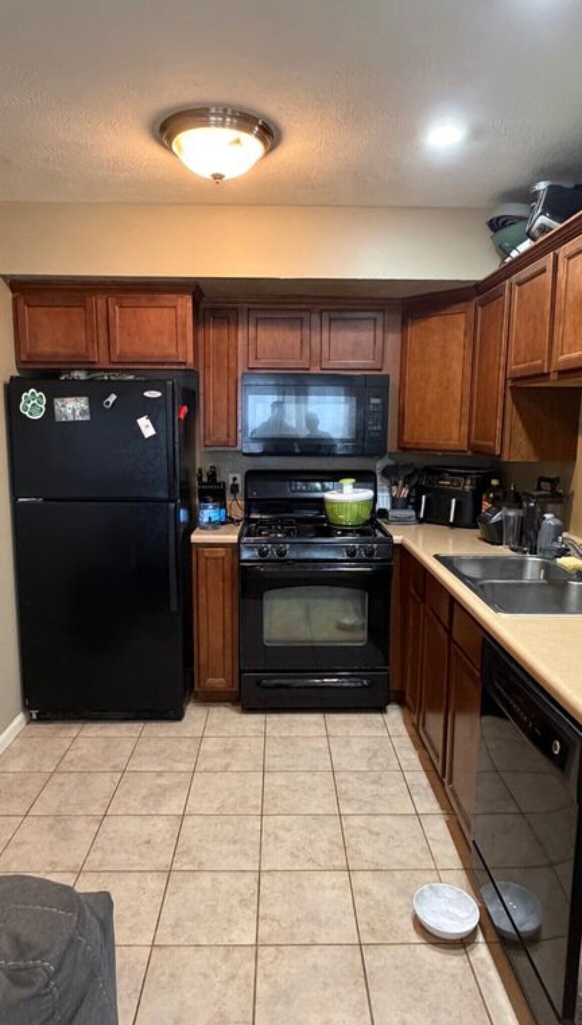 Building Photo - 1110 Ekstam Dr