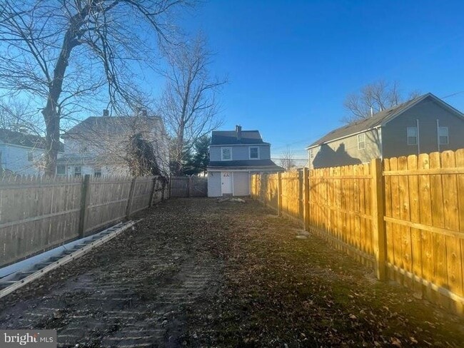 Building Photo - 510 2nd St