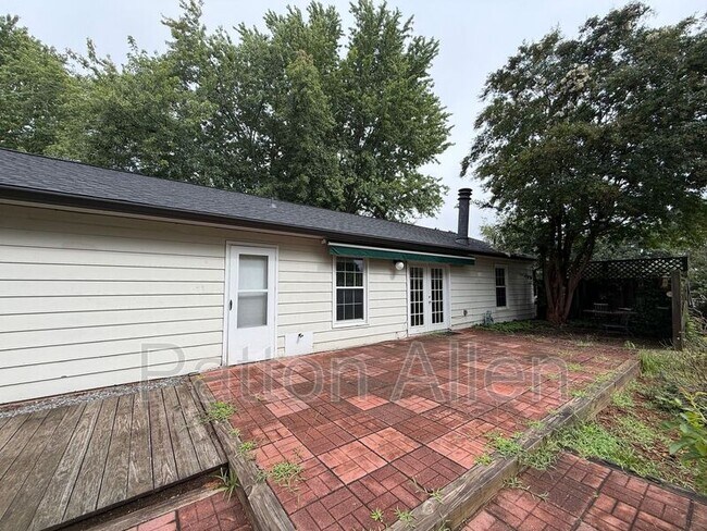Building Photo - 105 Scottlynn Ct