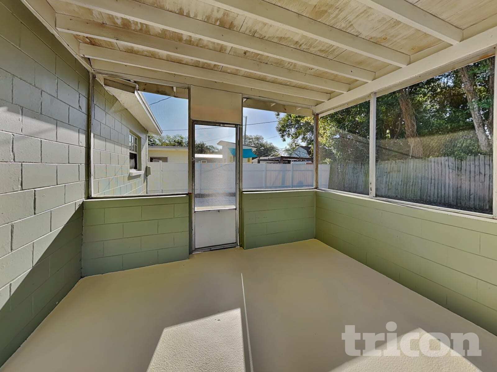 Building Photo - 616 Leisure Ave