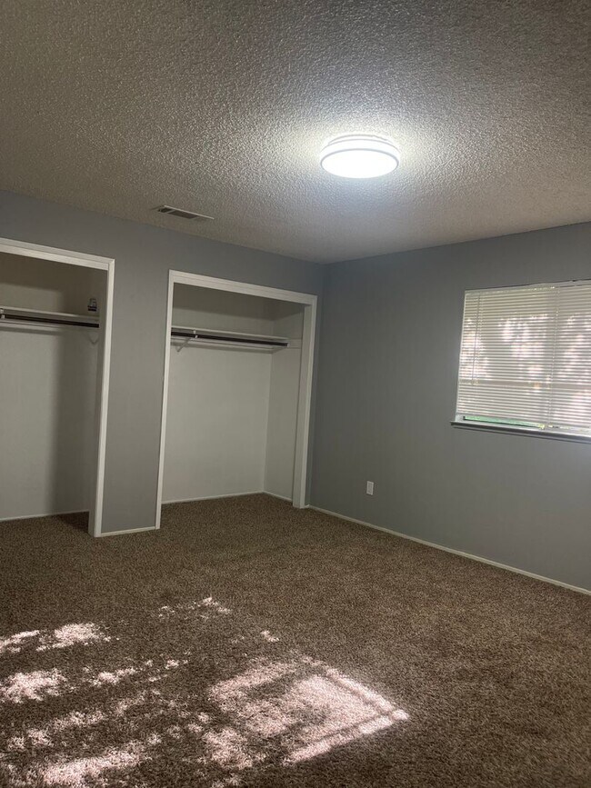 Building Photo - 4626 Red Bluff St