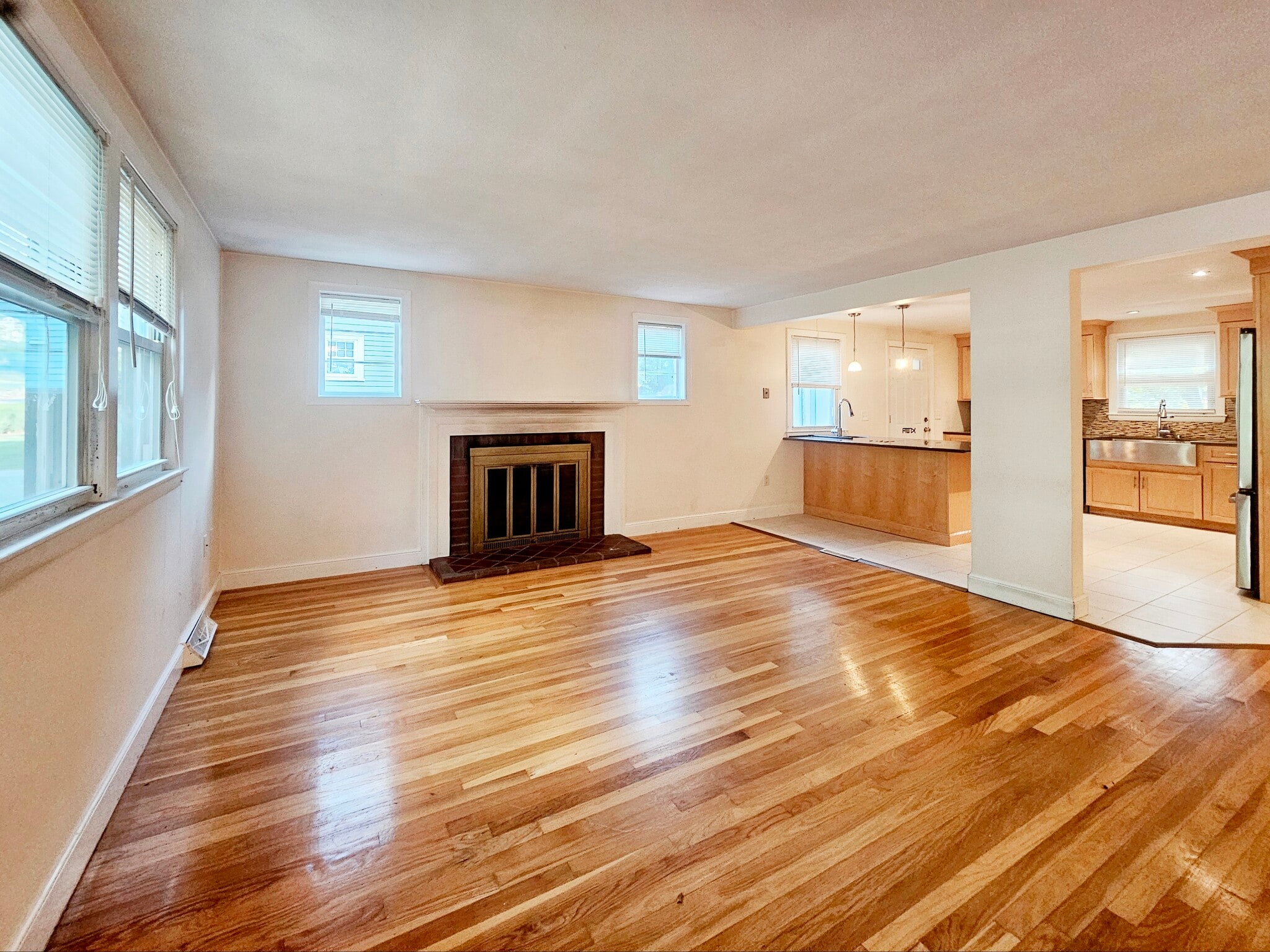 Building Photo - 11 Rockland Pl