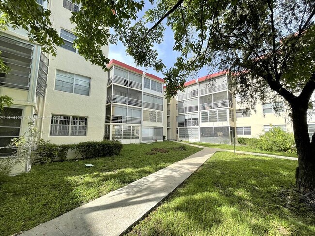 Building Photo - 3099 NW 48th Ave