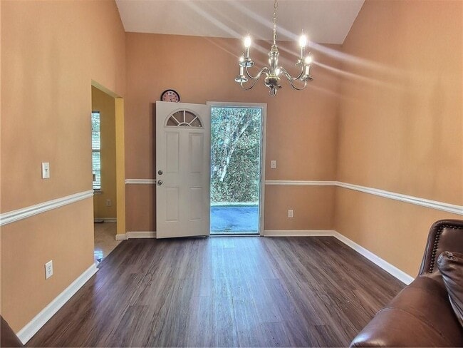 Building Photo - 1734 Spring Hill Cove