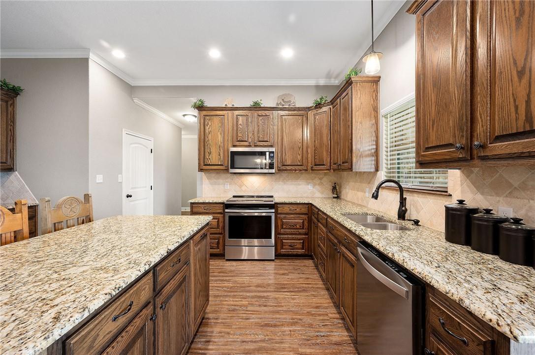Building Photo - 754 Ziegler Ln