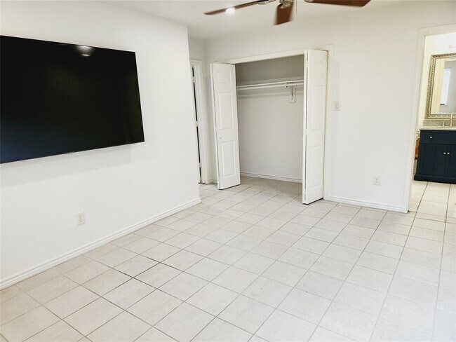 Building Photo - 23503 Prairie Bird Dr