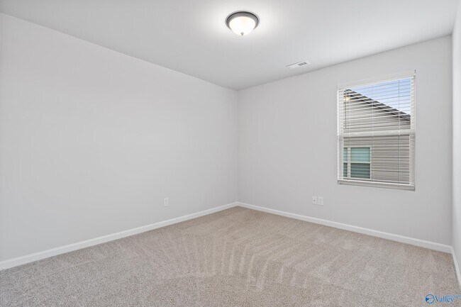 Building Photo - 162 Flintridge Dr