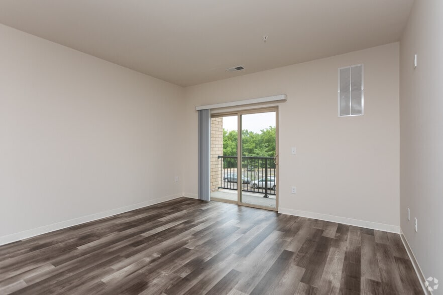 1BR, 1BA - Spring City Crossing