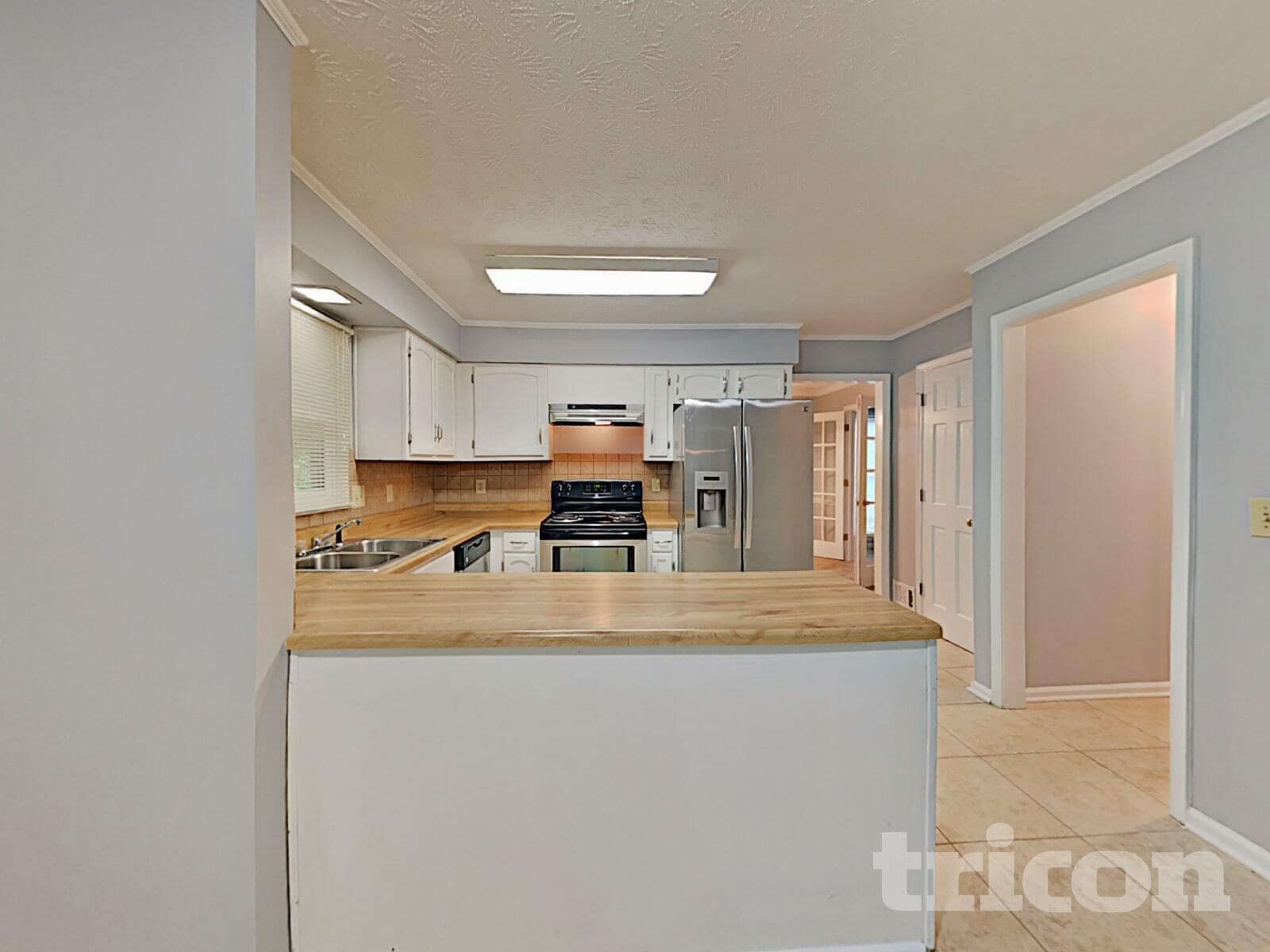 Building Photo - 215 Comstock Ct