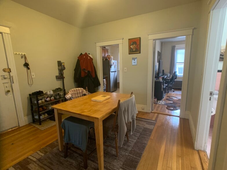 Building Photo - 78 Kilsyth Rd