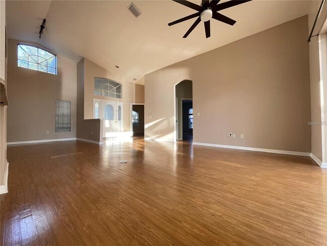 Building Photo - 10205 Quails Landing Ave