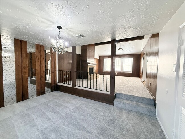 Building Photo - 10423 Kirkshire Dr