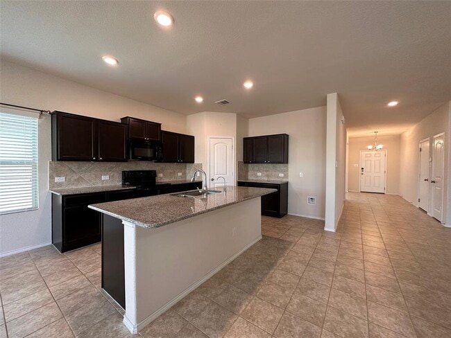 Building Photo - 148 Ammonite Ln