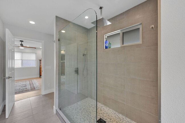 Building Photo - LUXURY LONG-TERM RENTAL: Fully Furnished and Renovated 3 Bed/3 Bath Kihei Home with Private Saltw...